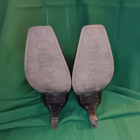 Nickels "Clara" Ankle Booties - Picture 5 of 9